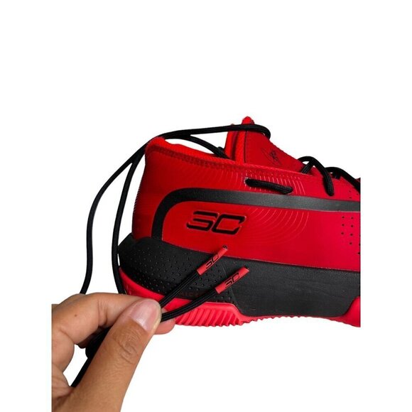 Under Armour Young Sc 3 zero Red and Black Size 7 - Picture 16 of 16